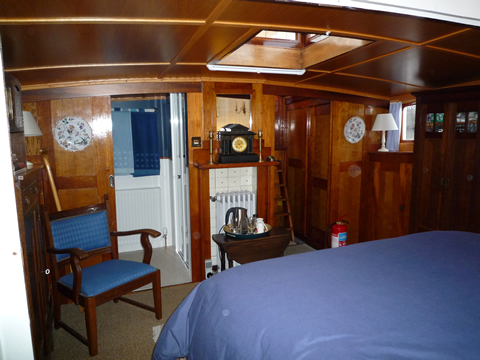 Aft cabin