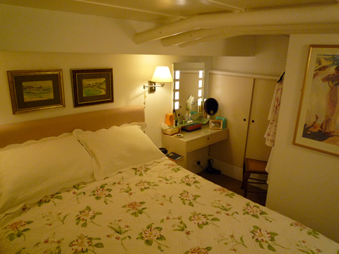 Main cabin